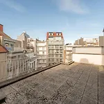 Stylish With Sunny Terrace In The Heart Of - Parking Included