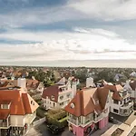 Stylish With Sunny Terrace In The Heart Of - Parking Included Apartamento *