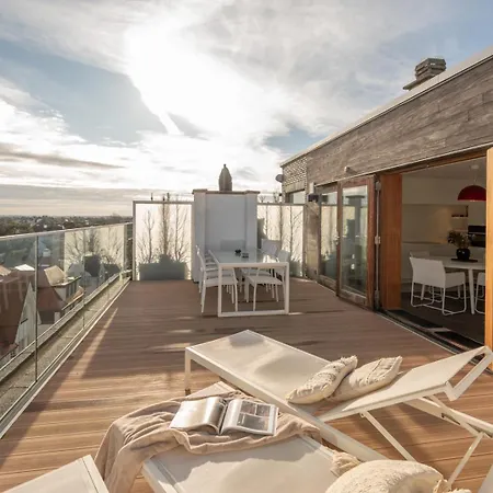 Apartmán Stylish With Sunny Terrace In The Heart Of - Parking Included